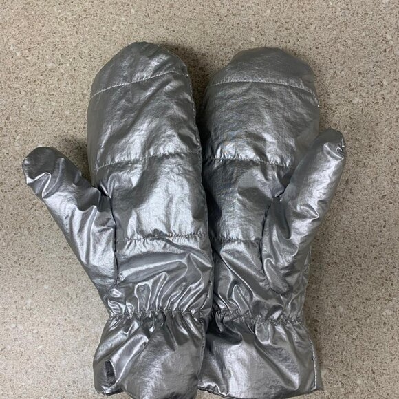 A New Day Winter Silver Mittens NWT - Picture 1 of 2